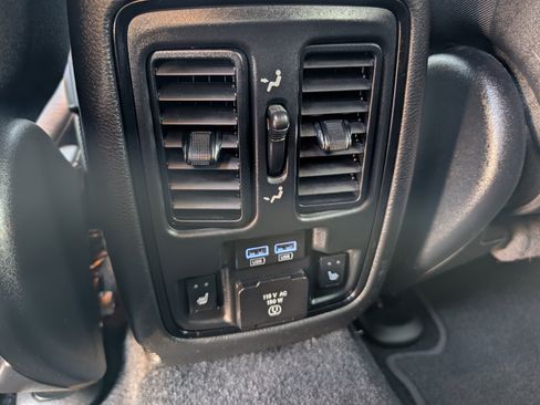 Used 2021 Dodge Durango R/T w/ Trailer Tow Group IV image 32