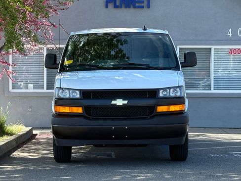 Used 2025 Chevrolet Express 2500 w/ Driver Convenience Package image 2