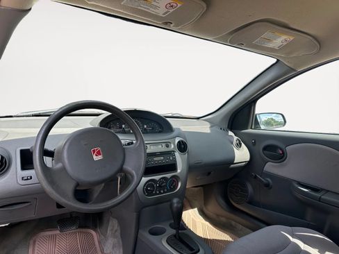 Used 2004 Saturn ION Level 2 FWD image 10