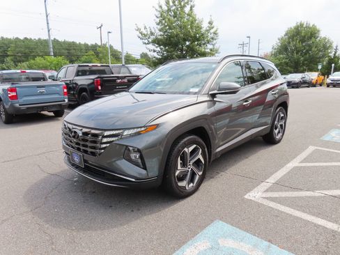 Used 2024 Hyundai Tucson Limited AWD/4WD image 3