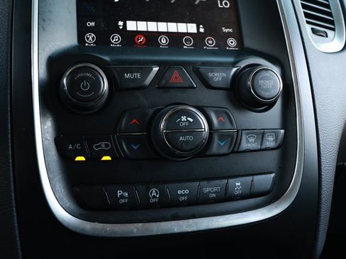 Used 2020 Dodge Durango SXT RWD image 18
