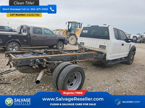 Used 2020 Ford F550 4x4 SuperCab Super Duty image 4