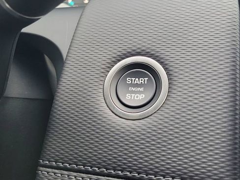 Used 2025 Land Rover Discovery Sport Dynamic SE image 29