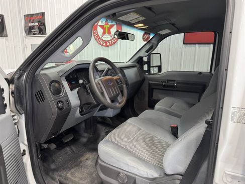 Used 2016 Ford F350 XL w/ Power Equipment Group AWD/4WD image 6