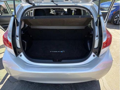 Used 2015 Toyota Prius C Three image 20