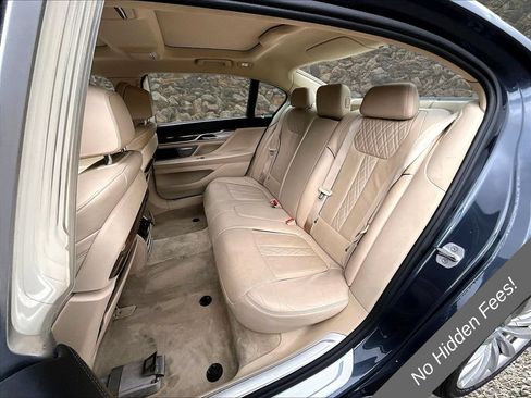 Used 2016 BMW 740i RWD image 21