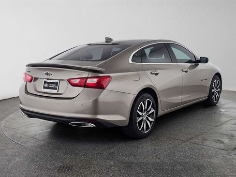 Used 2025 Chevrolet Malibu RS FWD image 4