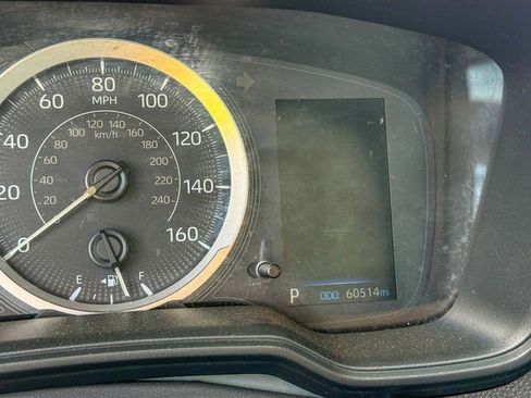 Used 2022 Toyota Corolla LE image 8