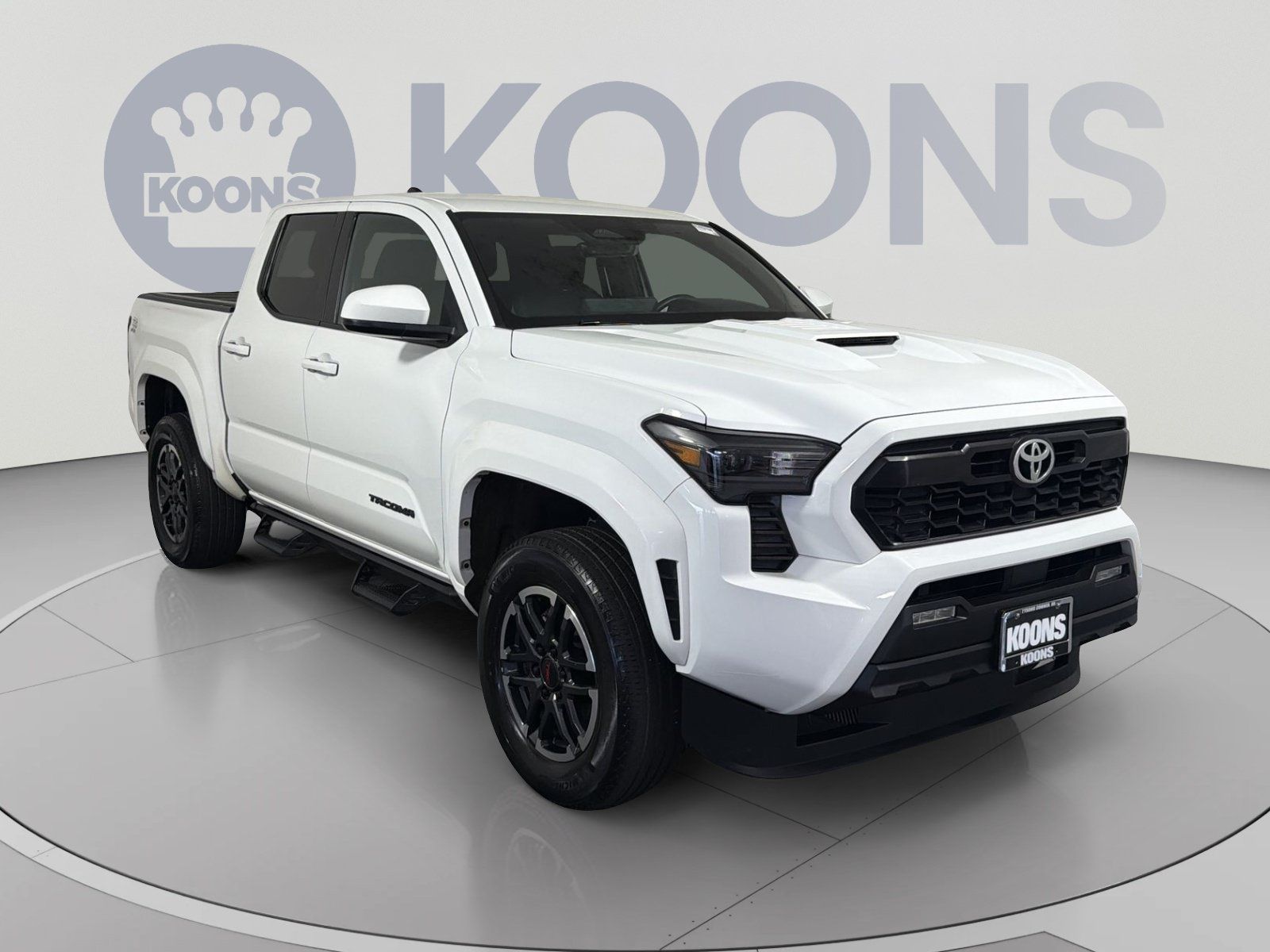 Used 2024 Toyota Tacoma TRD Sport AWD/4WD image 10