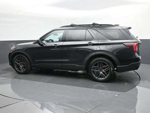 New 2025 Ford Explorer ST image 3