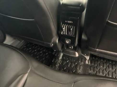 Certified 2023 Jeep Compass Latitude AWD/4WD image 22