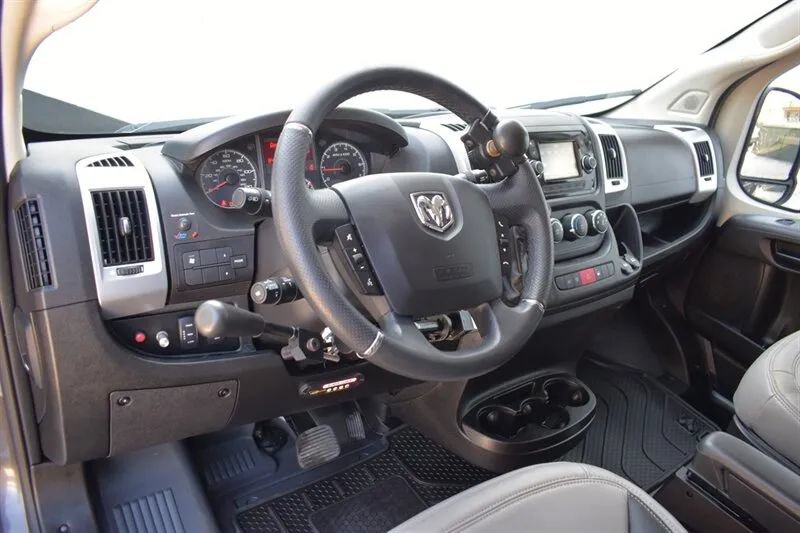 Used 2018 RAM ProMaster 1500 w/ Mopar Trailer Tow Group FWD image 3