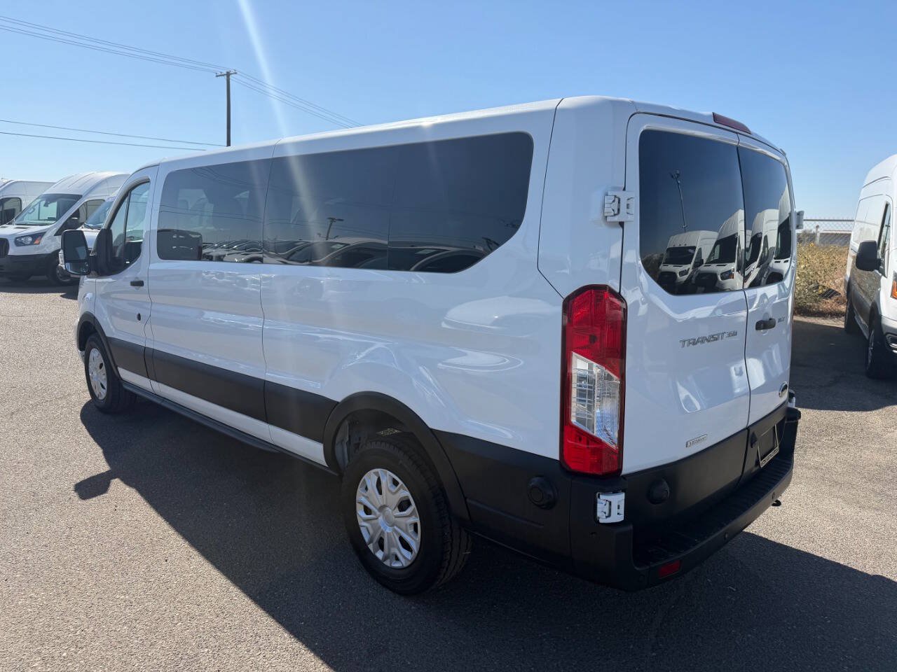 Used 2024 Ford Transit 350 XLT RWD image 9