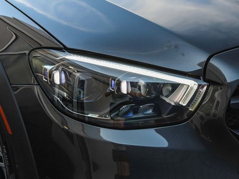 Used 2021 Mercedes-Benz E 450 4MATIC All-Terrain Wagon image 10