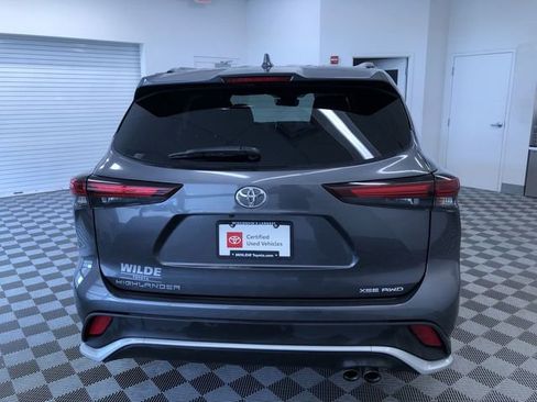 Certified 2025 Toyota Highlander XSE AWD/4WD image 13