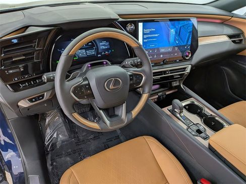 Certified 2025 Lexus RX 350h image 13