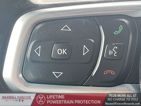 Used 2021 Jeep Wrangler Unlimited Sahara image 11