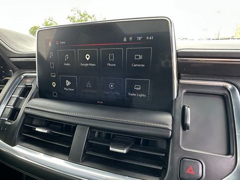 Used 2023 GMC Yukon AT4 AWD/4WD image 16