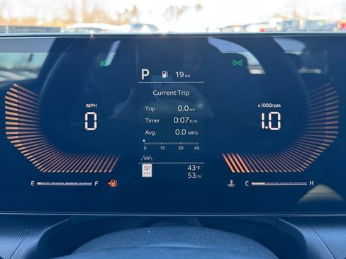 New 2025 Kia K4 LXS image 17