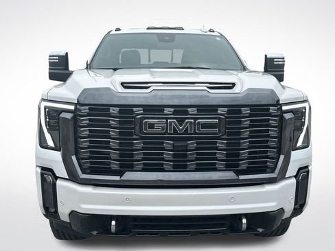 Certified 2024 GMC Sierra 2500 Denali Ultimate AWD/4WD image 10