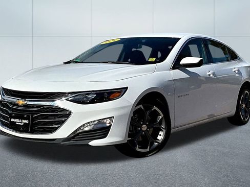 Used 2024 Chevrolet Malibu LT image 1