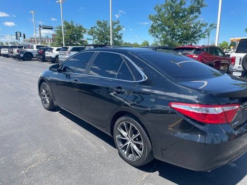 Used 2015 Toyota Camry XSE w/ Advanced Technology Package FWD image 4