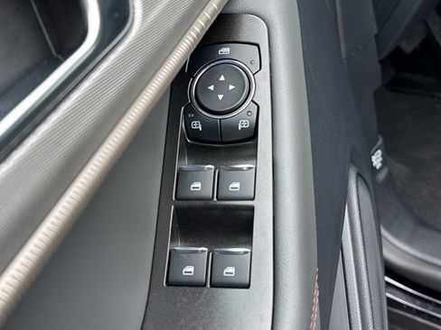 New 2026 Ford Explorer Active image 23