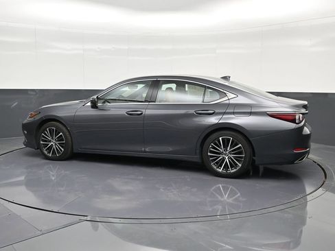 Used 2024 Lexus ES 350 w/ Premium Package image 8