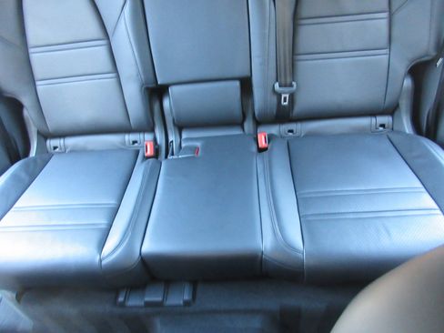 Used 2023 Porsche Cayenne image 46