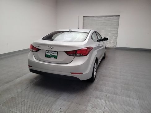 Used 2016 Hyundai Elantra SE image 7