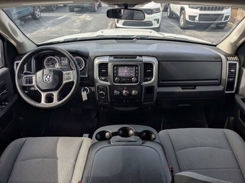 Used 2024 RAM 1500 Classic SLT AWD/4WD image 15