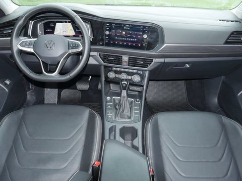Used 2022 Volkswagen Jetta SEL FWD image 6