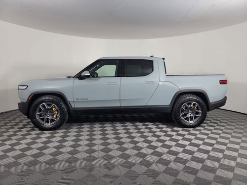 Used 2022 Rivian R1T Adventure image 2