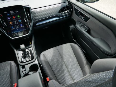 Certified 2025 Subaru Forester Premium AWD/4WD image 11