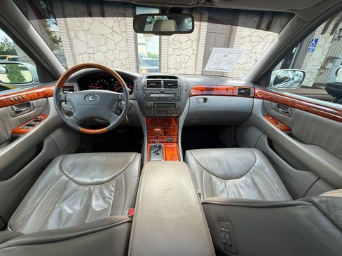Used 2003 Lexus LS 430 RWD image 51