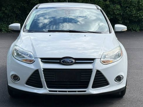 Used 2012 Ford Focus SEL FWD image 2