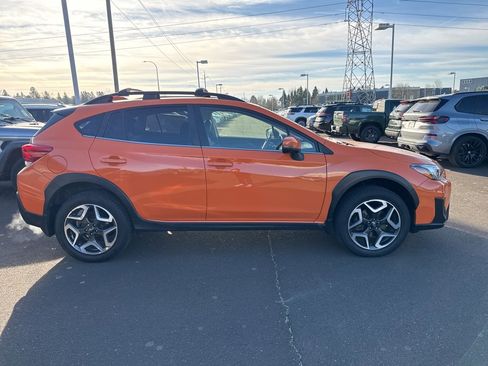 Used 2019 Subaru Crosstrek 2.0i Limited w/ Moonroof Package w/Navigation image 4