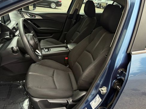 Used 2017 MAZDA MAZDA3 Sport w/ Preferred Equipment Package image 17