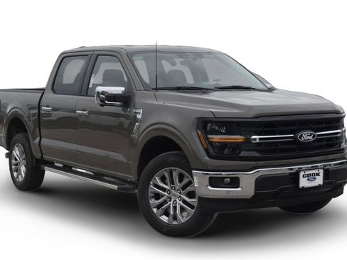 New 2026 Ford F150 XLT w/ Equipment Group 302A MID image 3