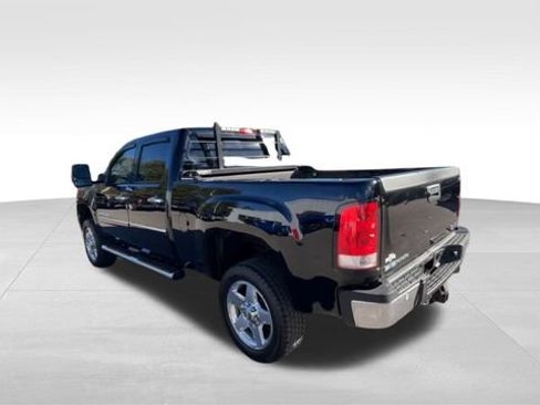 Used 2013 GMC Sierra 2500 Denali w/ Snow Plow Prep Package image 11