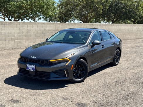 Used 2025 Kia K5 LXS FWD image 9