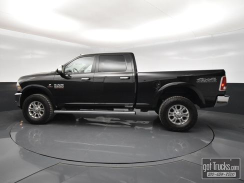 Used 2018 RAM 2500 Laramie w/ Off Road Package AWD/4WD image 3