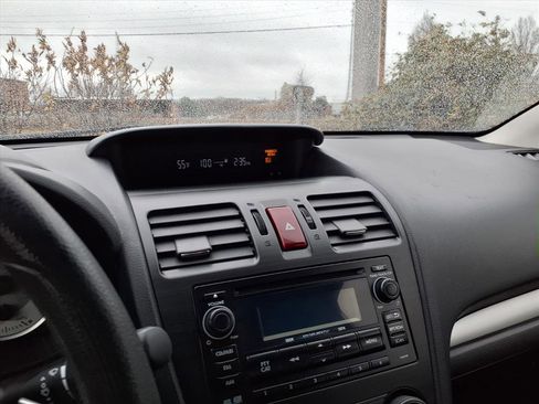 Used 2014 Subaru Impreza 2.0i Premium w/ All-Weather Package w/CVT image 8