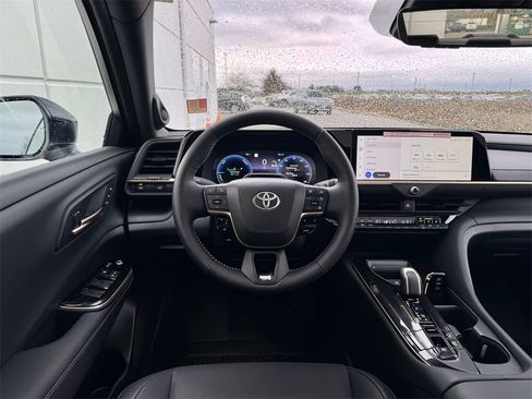 Certified 2026 Toyota Crown Limited w/ Advanced Technology Package image 12