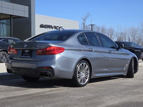 Used 2018 BMW M550i xDrive image 29