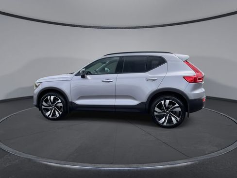 Used 2026 Volvo XC40 B5 Ultra w/ Climate Package AWD/4WD image 6