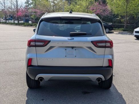 Certified 2024 Ford Escape Platinum image 5