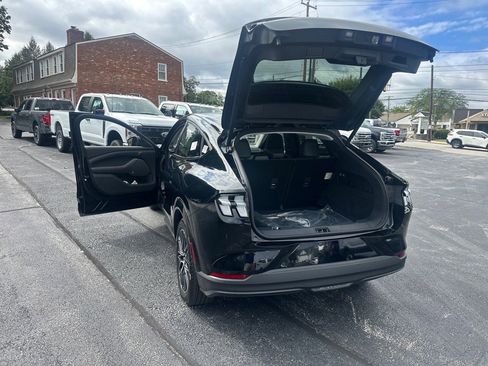 New 2025 Ford Mustang Mach-E Premium image 39