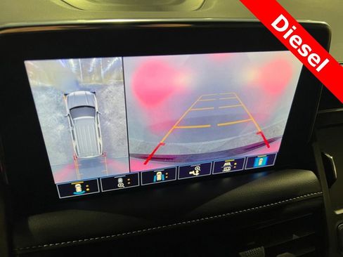 Used 2021 GMC Yukon SLT image 31