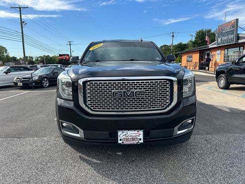 Used 2015 GMC Yukon Denali w/ Touring Package AWD/4WD image 2